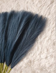 Beautiful 100% Handmade Blue Pampas Grass Set of 8 Individual Picks 17″ Tall