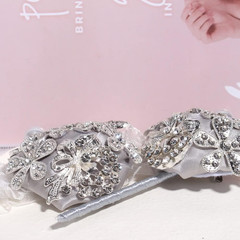 Wrist Corsage with Peal and Rhinestone Corsage and Boutonniere Set for Wedding,P