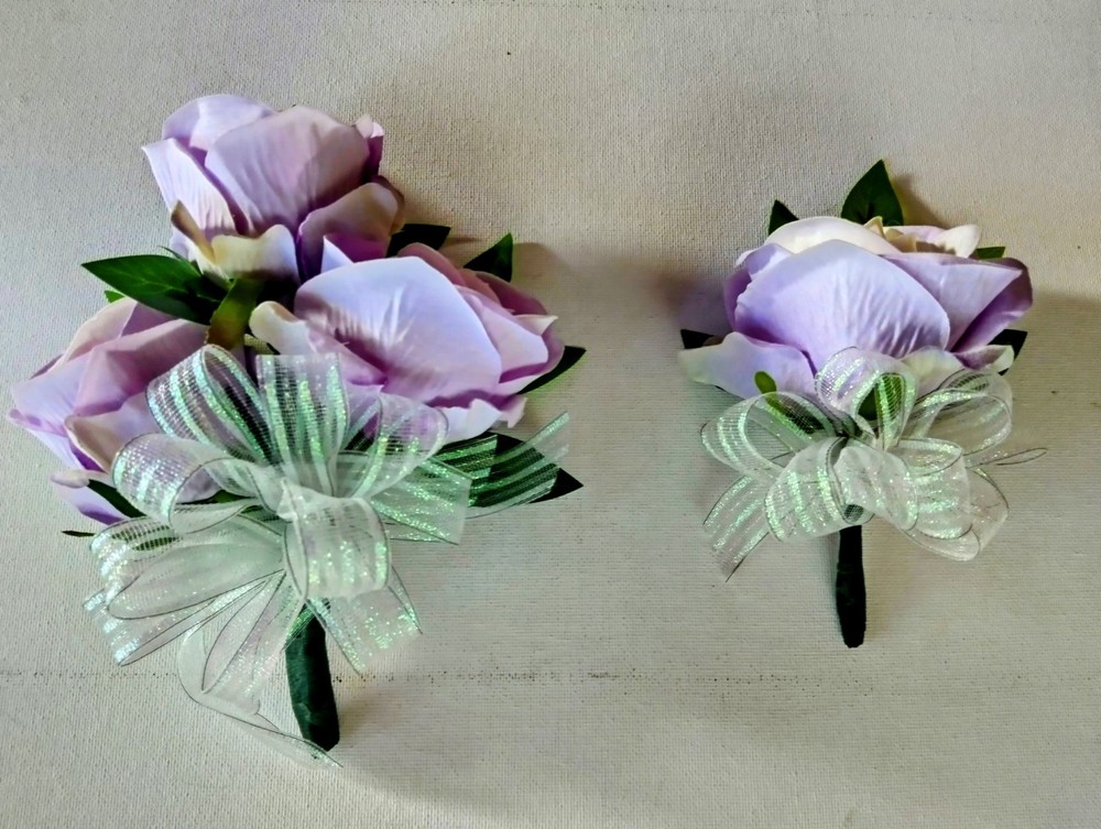 Hand Made pin on Corsage and boutonniere Set
