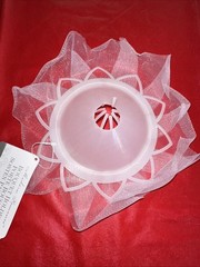 Modern Romance Plastic Net Bridal Boquet Holder