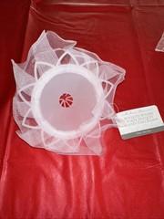 Modern Romance Plastic Net Bridal Boquet Holder