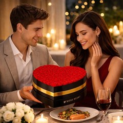 100 Petite Preserved Roses, Large Shaped Box, 100 Red