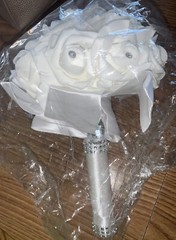 Bouquet of Bridesmaid Silk Flowers Wedding flowers White Roses – New In Package