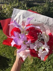 Handmade Soap Flower Bouquet Red Roses & Lavender Gift Set w/ Light & Bag