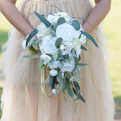 Elegant 11″ White Wedding Bride Bouquet – Realistic Floral Design