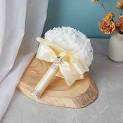 NEW Satin/Brooch Rhinestone Ivory/White Flower Floral Wedding Bridesmaid Bouquet