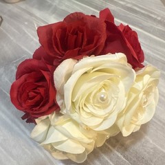 Small Artificial Red White Rose Bridemaid Bouquet with Rhinestone Handle