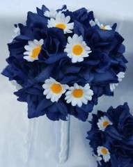 18 Pc. Wedding Bouquet Package, Navy Blue Roses, White Daisies, Wedding Bouquet