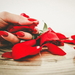 1200Pcs Red Rose Petals,Artificial Flowers for Wedding,Parties,Romantic Night,Va
