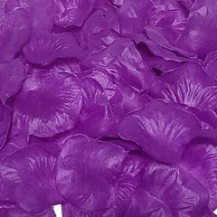 Purple Fake Silk Rose Petals – 100/Bag (QYAC-PUR24)