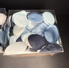 Ling’s Moment Artificial Rose Petals Vintage Wedding Decoration Blue Open Box 3