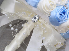 Bridal Wedding Bouquet round Bling Brooch Bouquet Throw Toss Artificial Rose Flo