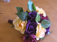 Dozen Beautiful Large Colorful Silk Roses & Leaves Bridal Bouquet 12″ x12″ Span